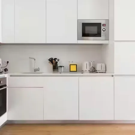 Apartamento Contemporary Gem In Lisbon's Heart